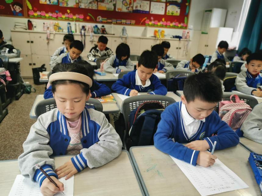 2ebdeee4f5b34592463ee1b9df137f9